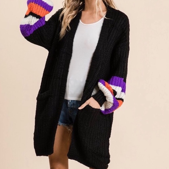 SOLD LAST - Black & Stripes Balloon Sleeve Oversized Cardigan - Picture 3 of 8